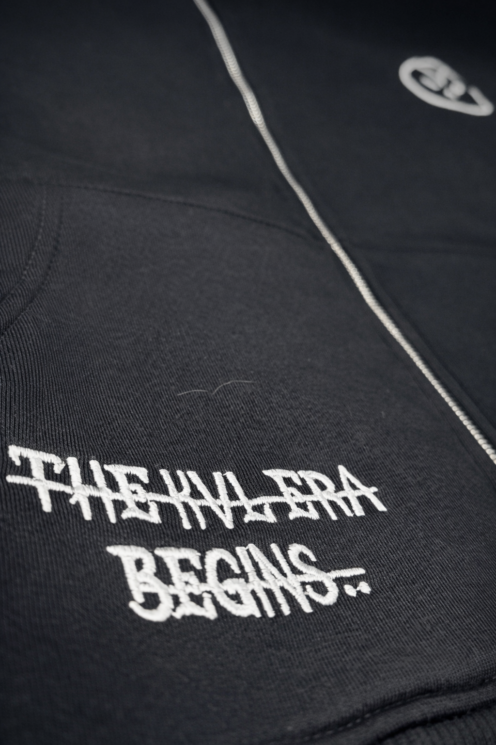 KVL ARCHIVE 01 // ZIP-UP BLK HOODIE