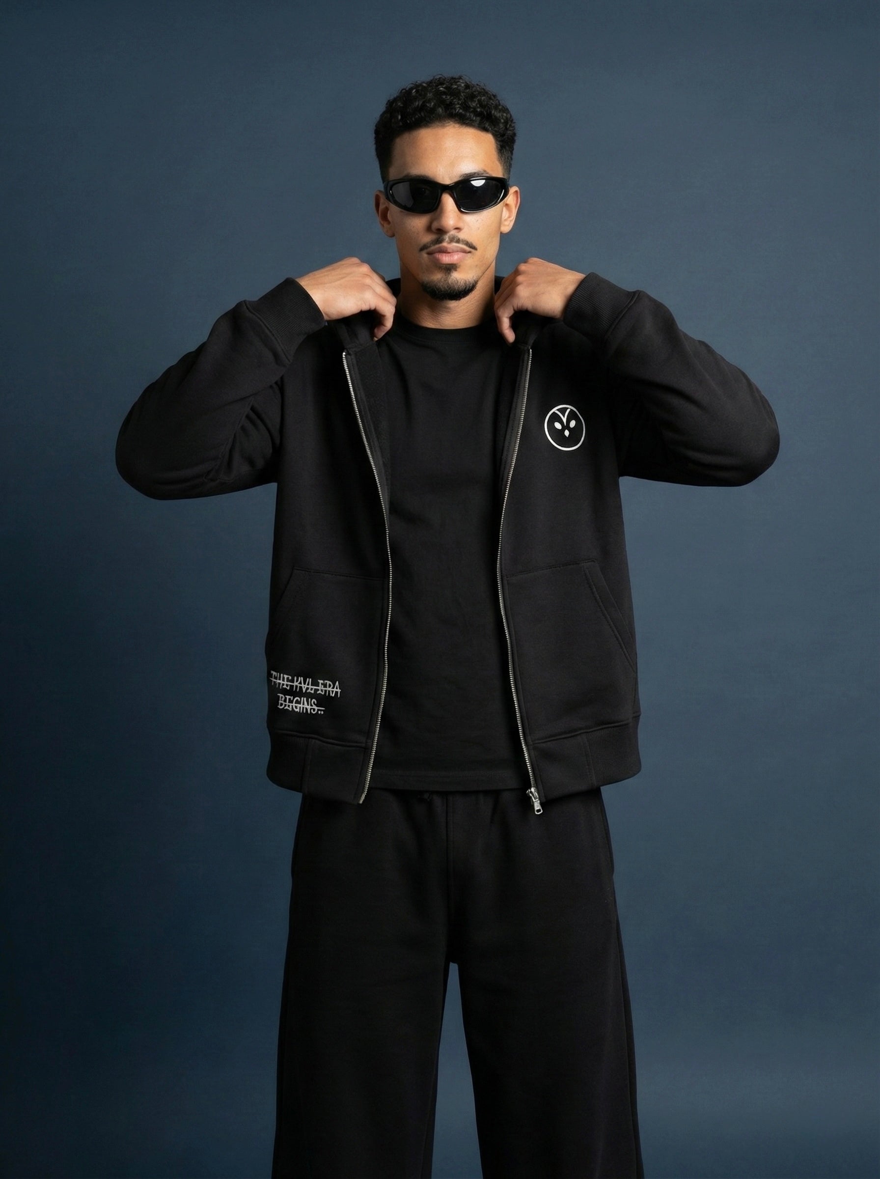 KVL ARCHIVE 01 // ZIP-UP BLK HOODIE